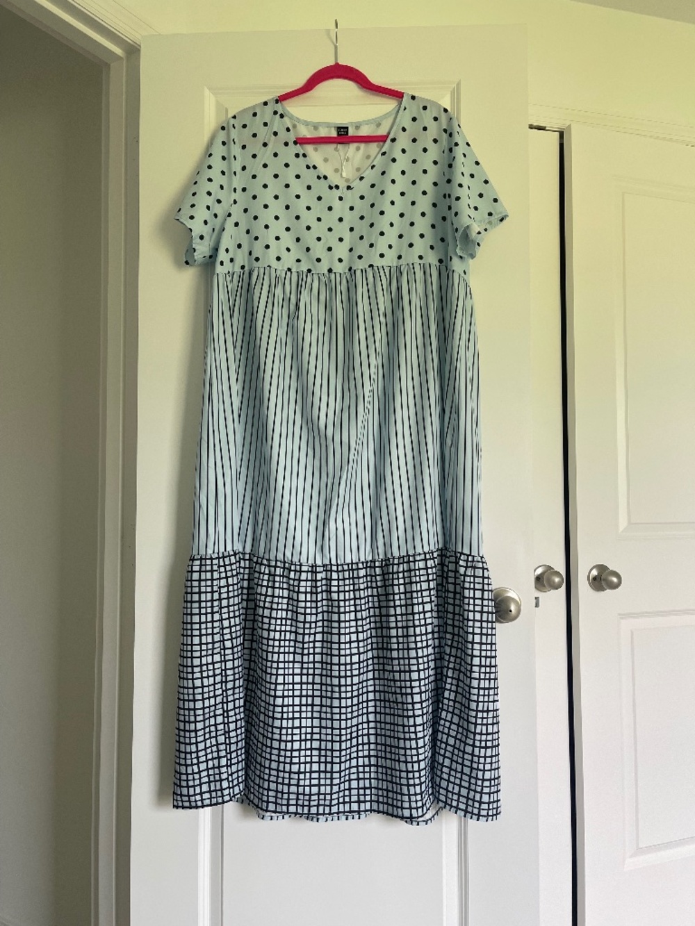 Emery Rose Women’s Ankle length Dress 1XL Light Blue w/ Black Designs